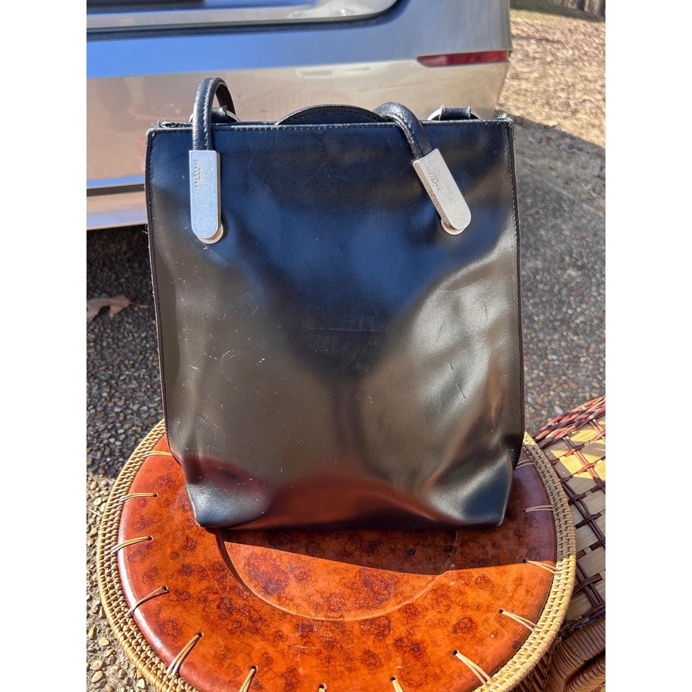 Frederic Paris Convertible Backpack Shoulder Bag Womens Black Leather tote